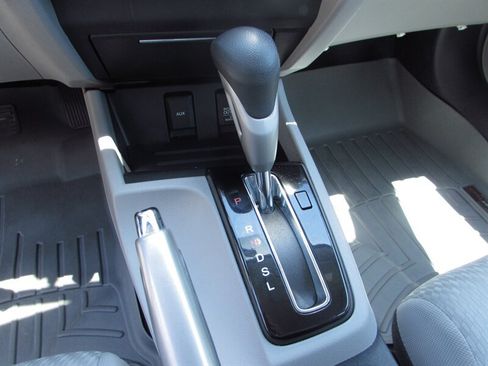 Used 2014 Honda Civic LX image 17