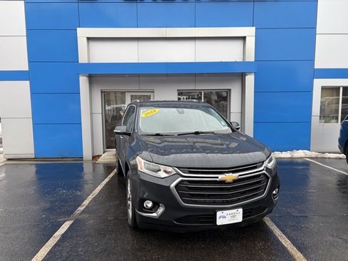 Used 2018 Chevrolet Traverse Premier image 3