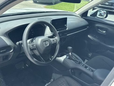 Used 2024 Honda HR-V LX image 14