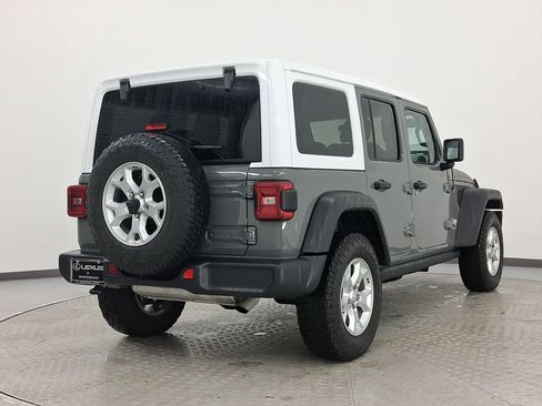 Used 2021 Jeep Wrangler Unlimited Islander image 9