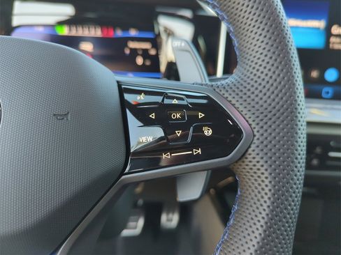 New 2026 Volkswagen Golf w/ Euro Style Package image 41