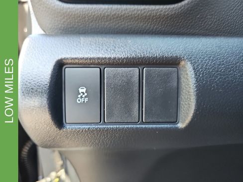 Used 2025 Honda Pilot Sport image 29
