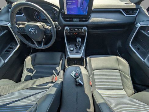 Used 2023 Toyota RAV4 XSE AWD/4WD image 34