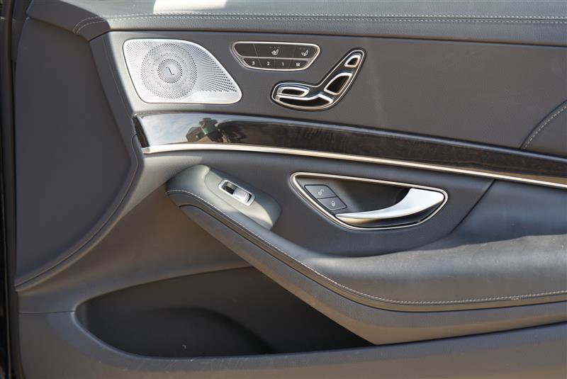 Used 2018 Mercedes-Benz S 560 4MATIC Sedan image 92