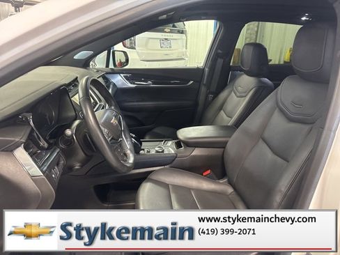 Used 2024 Cadillac XT5 Premium Luxury image 18