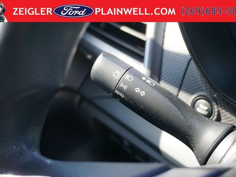 Used 2024 Subaru Forester AWD/4WD image 20