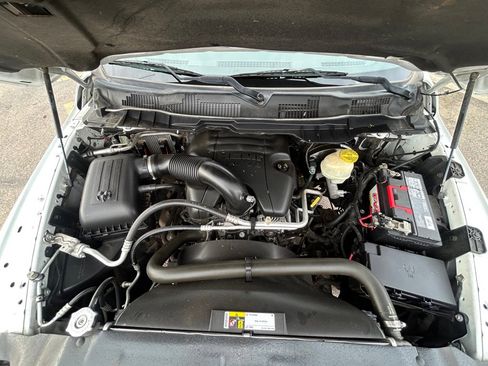 Used 2017 RAM 1500 Express image 11