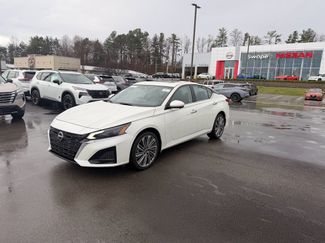 Used 2025 Nissan Altima 2.5 SL video 1