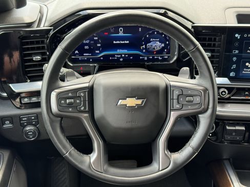 Used 2024 Chevrolet Silverado 1500 High Country w/ Technology Package AWD/4WD image 15