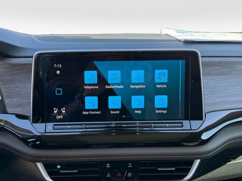 New 2026 Volkswagen Atlas SEL image 17