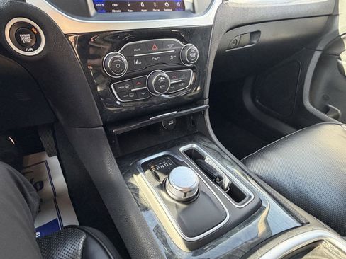 Used 2023 Chrysler 300 Touring L w/ Popular Equipment Group image 18