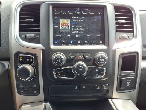 Used 2018 RAM 1500 Big Horn AWD/4WD image 17