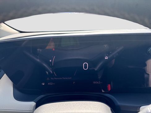 Used 2025 Buick Encore GX Preferred w/ Comfort Package FWD image 28