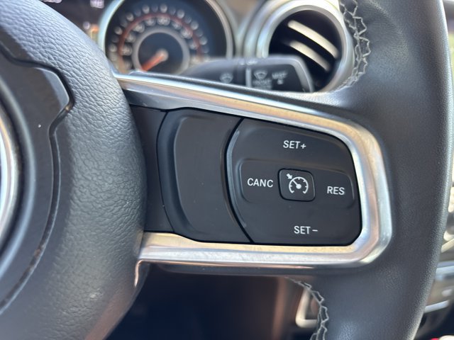Used 2023 Jeep Gladiator Overland AWD/4WD image 26