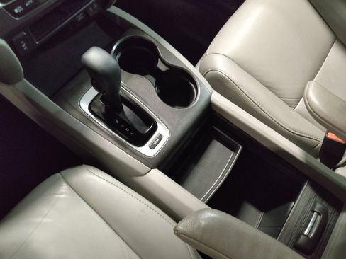Used 2017 Honda Pilot EX-L image 26