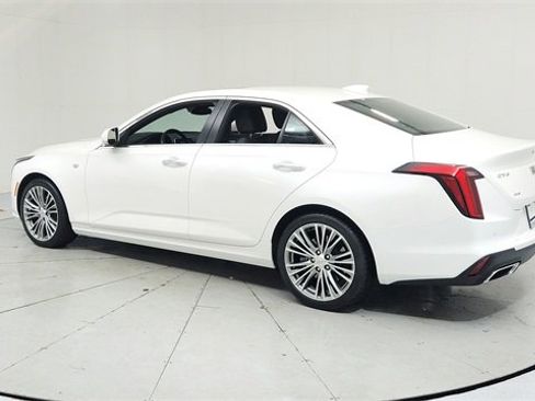 Certified 2023 Cadillac CT4 Premium Luxury image 3