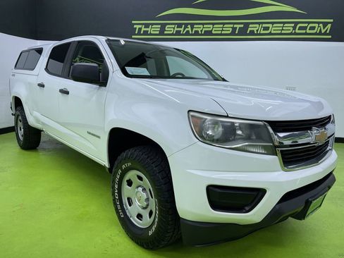 Used 2018 Chevrolet Colorado W/T w/ WT Convenience Package image 2