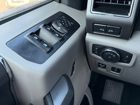 Used 2018 Ford F150 XLT w/ Equipment Group 302A Luxury AWD/4WD image 20