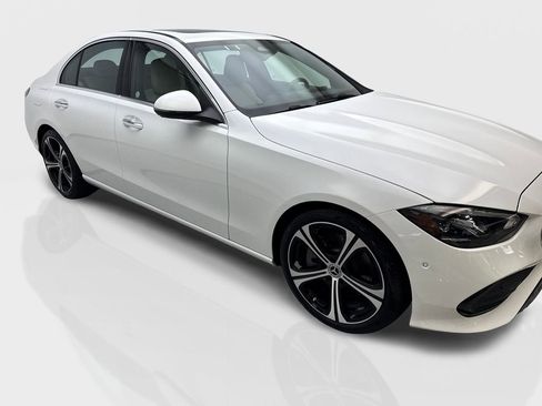 Used 2025 Mercedes-Benz C 300 Sedan image 12