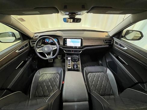 Used 2024 Volkswagen Atlas SEL Premium R-Line AWD/4WD image 14