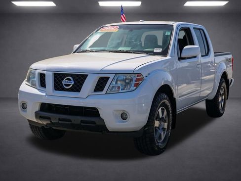Used 2012 Nissan Frontier PRO-4X AWD/4WD image 8