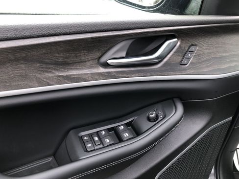 New 2026 Jeep Grand Cherokee Limited image 21