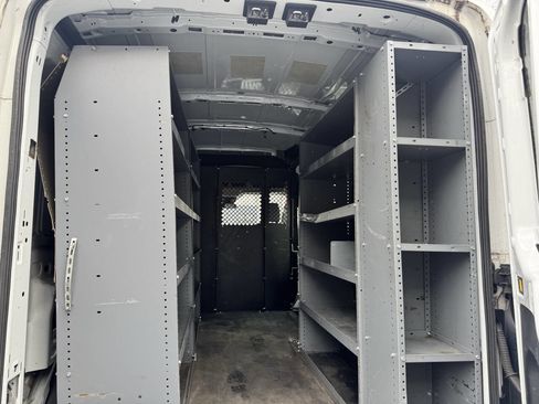 Used 2017 Ford Transit 250 250 3dr SWB Medium Roof Cargo image 30