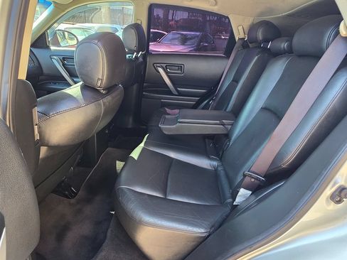 Used 2005 INFINITI FX35 2WD w/ (U01) Technology Pkg image 22