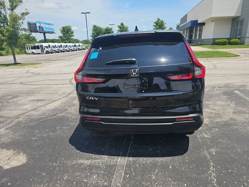 Used 2025 Honda CR-V LX image 6