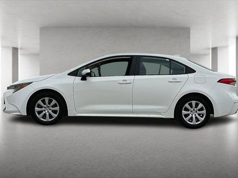 Certified 2021 Toyota Corolla LE FWD image 6