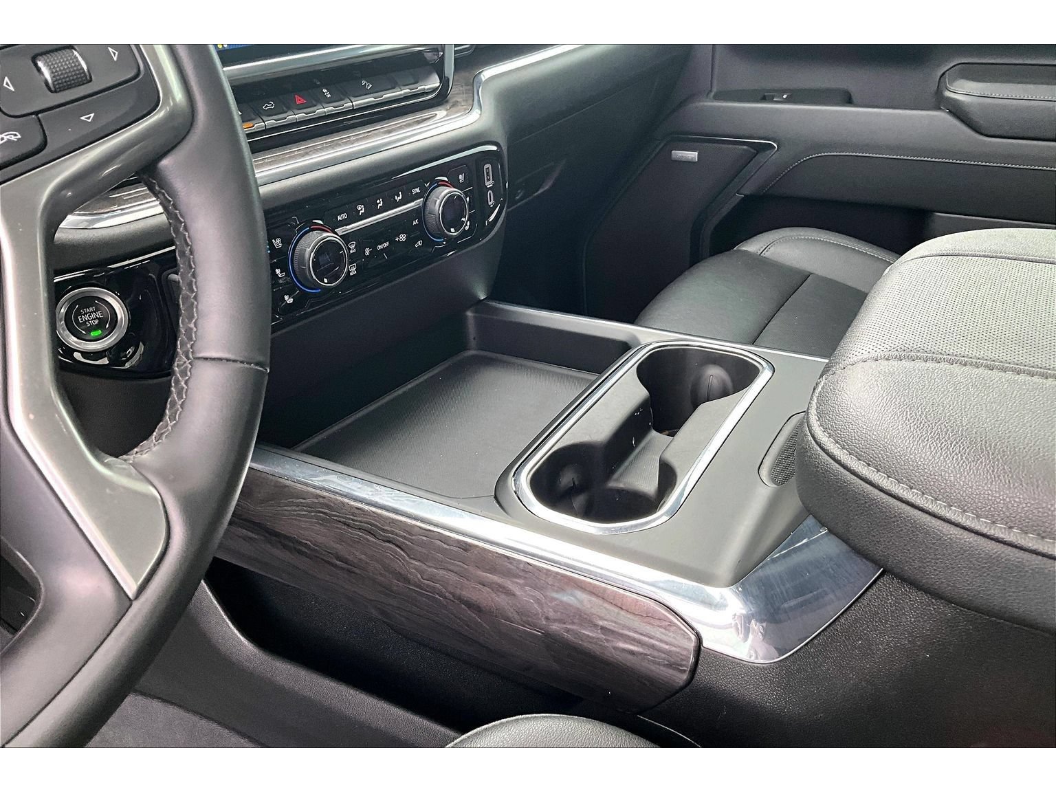 Used 2024 Chevrolet Silverado 2500 LTZ w/ LTZ Plus Package AWD/4WD image 19