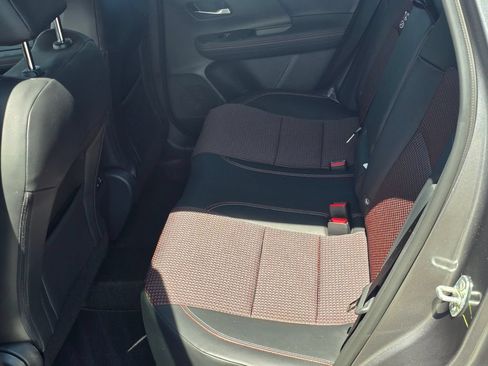 Used 2025 Nissan Kicks SR FWD image 17
