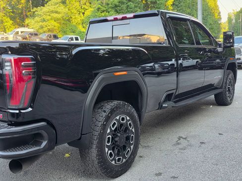 Used 2024 GMC Sierra 3500 AT4 w/ Technology Package AWD/4WD image 32