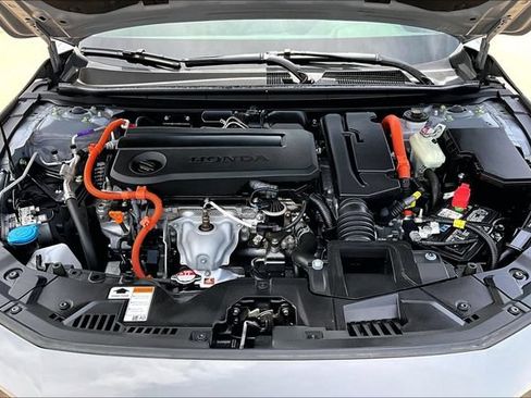 Used 2023 Honda Accord Sport image 9