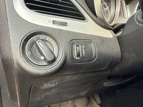 Used 2015 Dodge Journey American Value Package w/ Flexible Seating Group FWD image 18