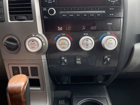 Used 2013 Toyota Tundra Limited w/ Memory Pkg AWD/4WD image 35