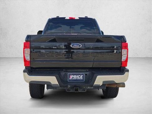 Used 2022 Ford F250 XL w/ Power Equipment Group AWD/4WD image 7