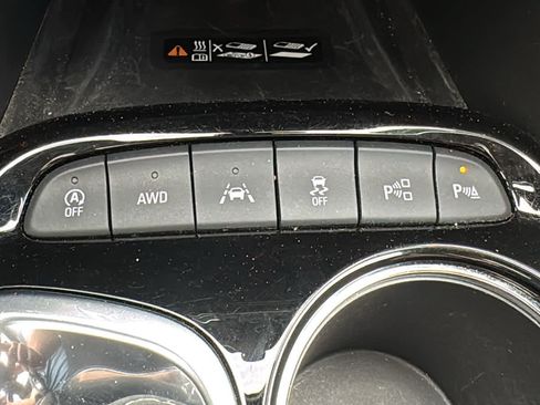 Certified 2021 Buick Encore GX Essence w/ Advanced Technology Package AWD/4WD image 23