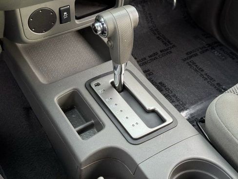 Used 2019 Nissan Frontier SV image 21