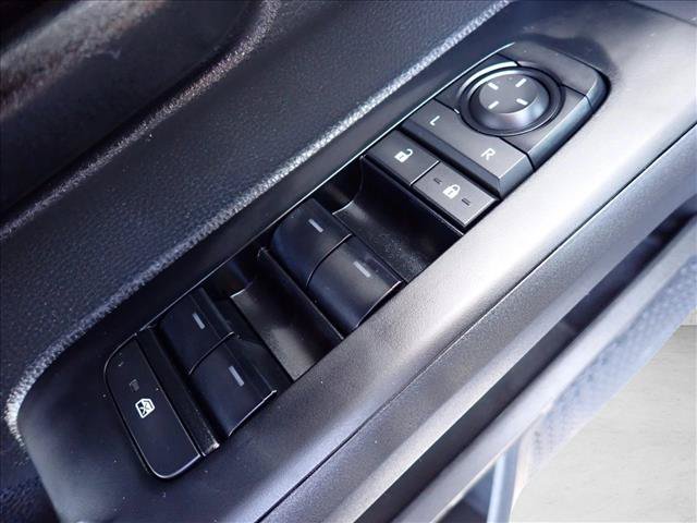 Certified 2025 Toyota Tacoma SR5 AWD/4WD image 12