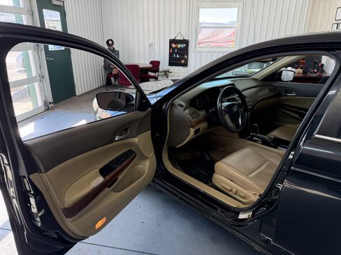 Used 2008 Honda Accord EX-L image 6