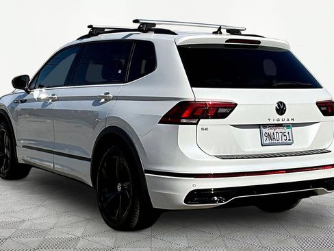 Used 2024 Volkswagen Tiguan SE R-Line FWD image 4
