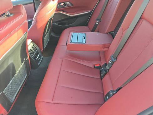 Used 2023 BMW 330i Sedan w/ Premium Package RWD image 11
