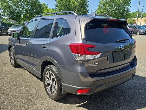 Used 2023 Subaru Forester Premium AWD/4WD image 4