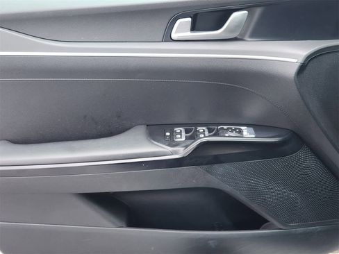 Used 2023 Kia K5 LXS image 22