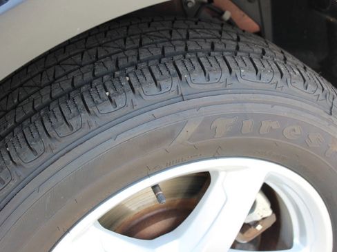 Used 2016 Ford Explorer XLT w/ Equipment Group 202A image 34