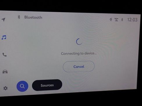 Certified 2023 Toyota Highlander XLE image 26