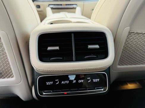 Used 2024 Mercedes-Benz GLS 63 AMG 4MATIC image 43