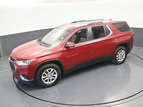 Used 2018 Chevrolet Traverse LT image 47