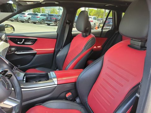 Used 2023 Mercedes-Benz GLC 300 image 21